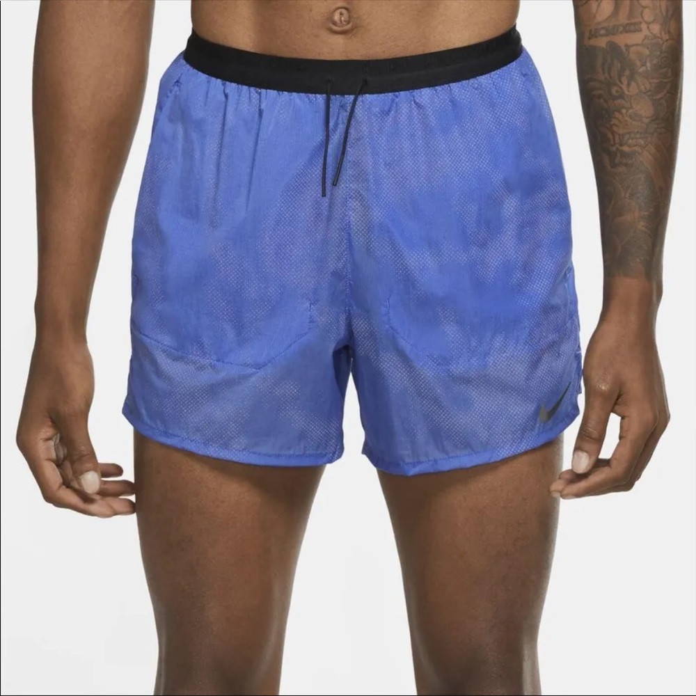 Nike Run Division Flash Water Repel Running Shorts Mens XL CU7897 430 NWT Blue